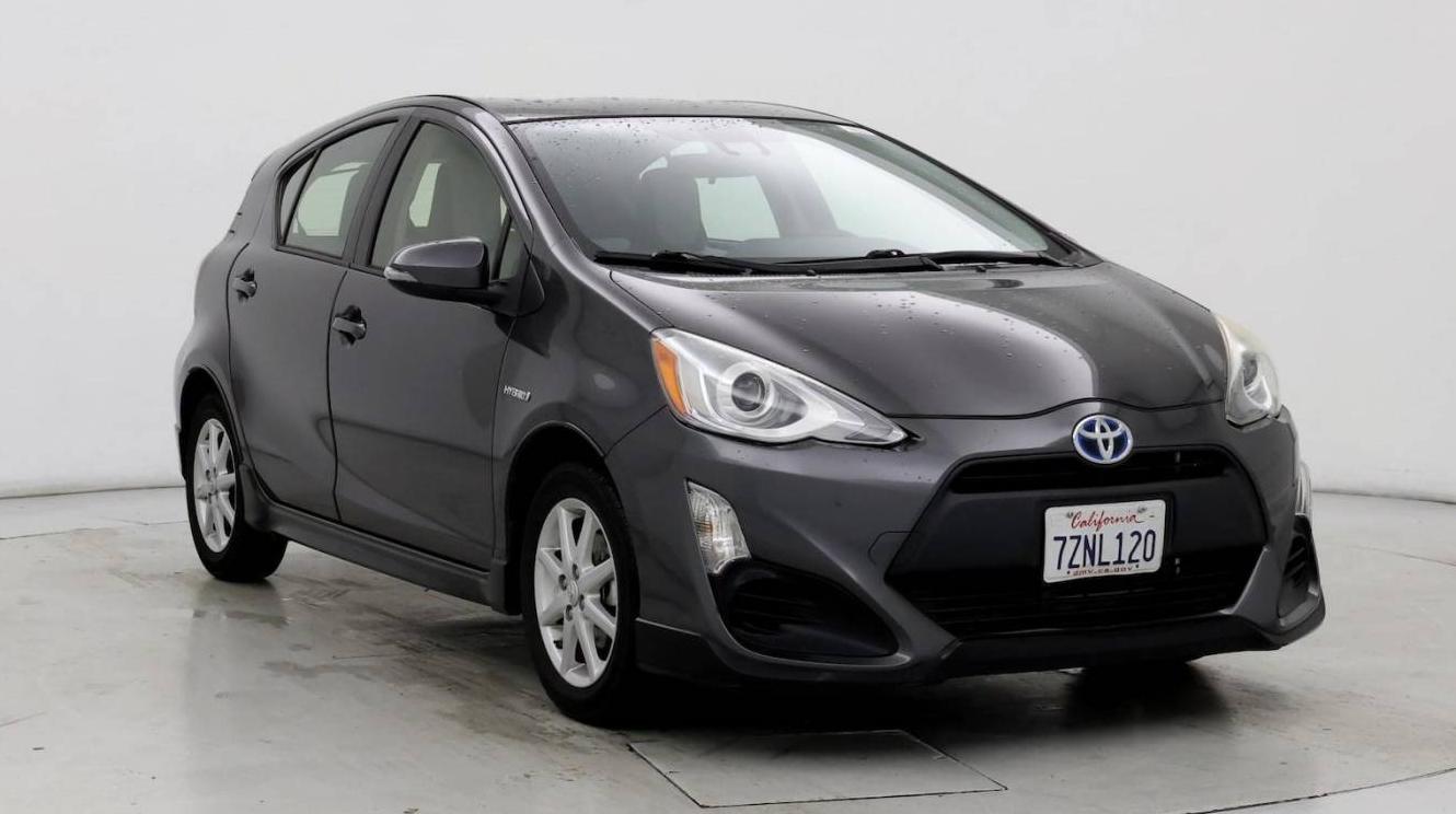 TOYOTA PRIUS C 2017 JTDKDTB36H1596243 image